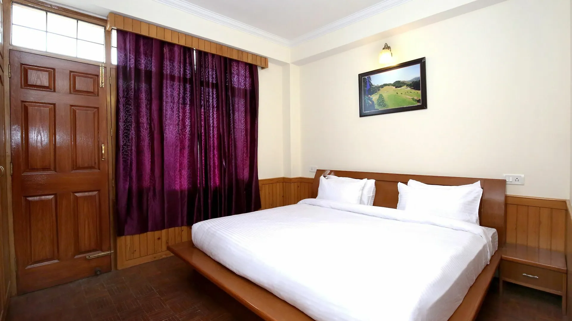 Apartment Oyo Home 10090 Hill View 4Bhk Mehli Shimla